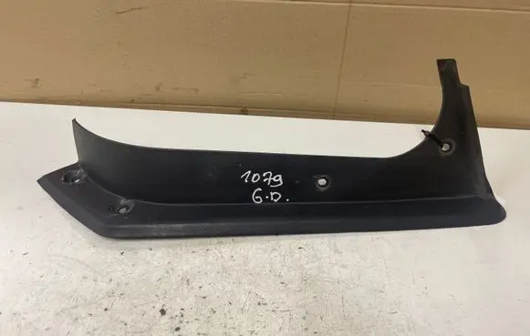 Mercedes-Benz E W212 Rain gutter A2126931033 165902