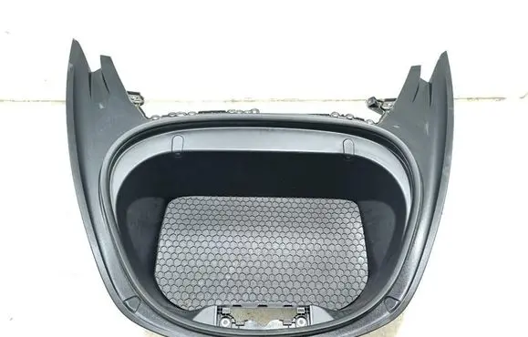Tesla Model 3 Front trunk storage compartment 108167400F