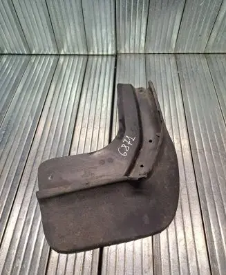 Volkswagen PASSAT B8 USA Front mudguard 3G0075111