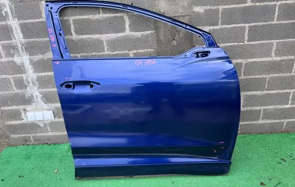 Audi Q4 e-tron Front door 