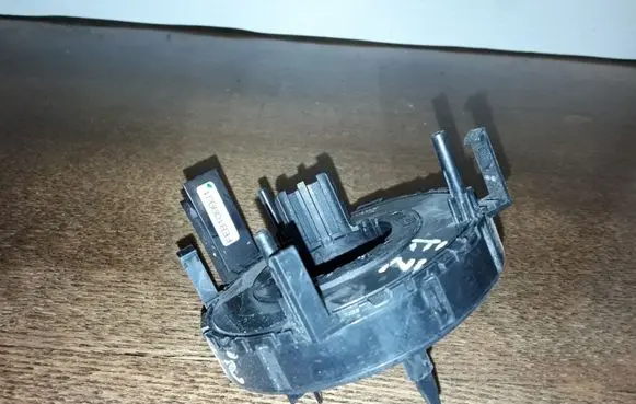 Audi A3 S3 8L Airbag slip ring squib (SRS ring) 1J0959653B