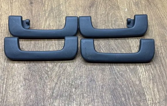 Porsche Macan (95B) A set of handles for the ceiling 95B857643