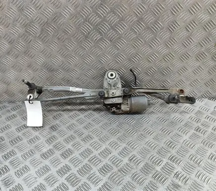 Audi Q3 8U Front wiper linkage and motor 8U2955023 3397021318