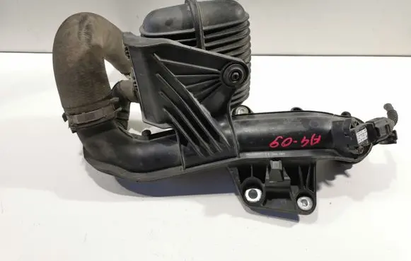 Vacuum air tank