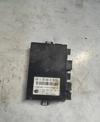 Mercedes-Benz Vito Viano W639 Tow bar trailer control unit/module A1695453932