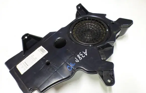 Audi A3 S3 A3 Sportback 8P Subwoofer speaker 8P3035382E 7606500260