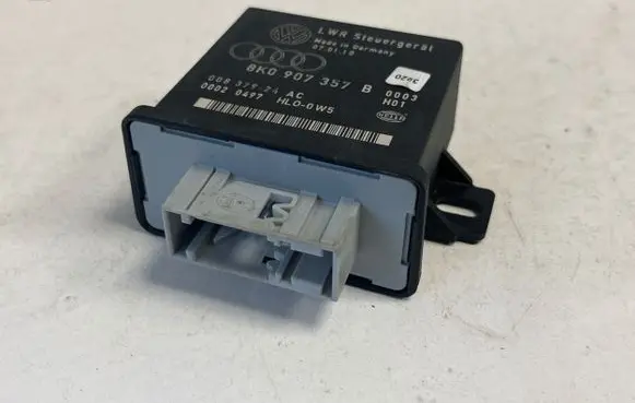 Audi Q5 SQ5 Light module LCM 8K0907357B