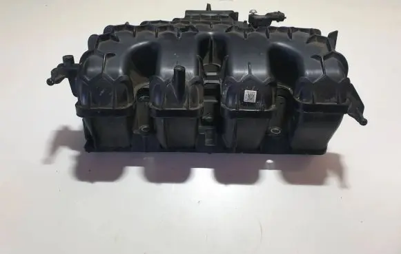 Ford Fusion II Intake manifold CJ5E9424CB