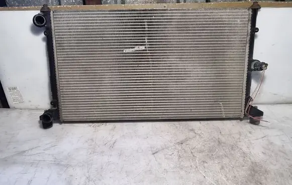 Ford Galaxy Coolant radiator 7M3121253B