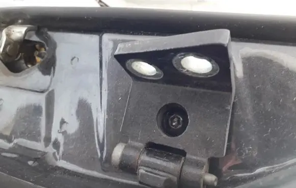 Peugeot 607 Rear door lower hinge