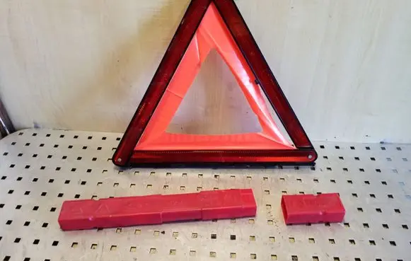 Emergency warning sign