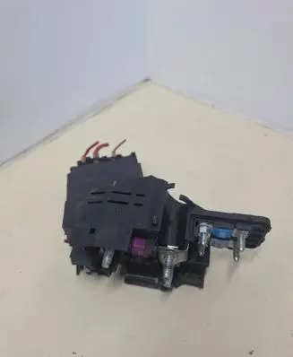 Mercedes-Benz GLA W156 X156 SAM control unit PA66GF14
