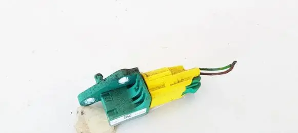 Volkswagen PASSAT B6 Airbag deployment crash/impact sensor 3C0909606