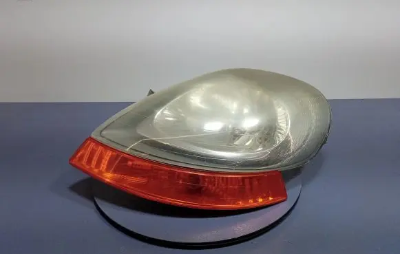 Renault Trafic II (X83) Headlight/headlamp 7700311371