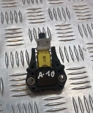 Toyota RAV 4 (XA20) Airbag deployment crash/impact sensor 8917345050