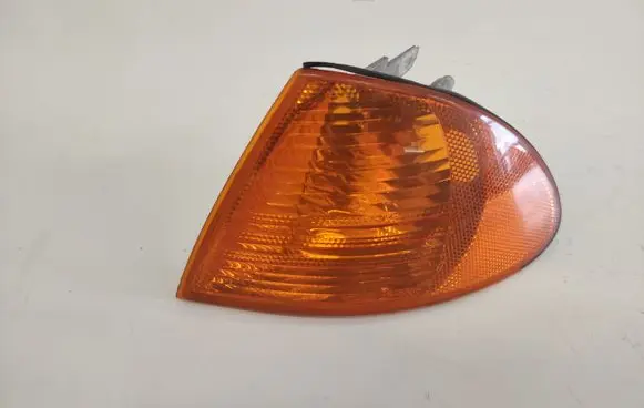 BMW 3 E46 Front indicator light 185356B