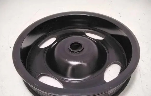 Volkswagen Polo IV 9N3 Crankshaft pulley 03D105255D