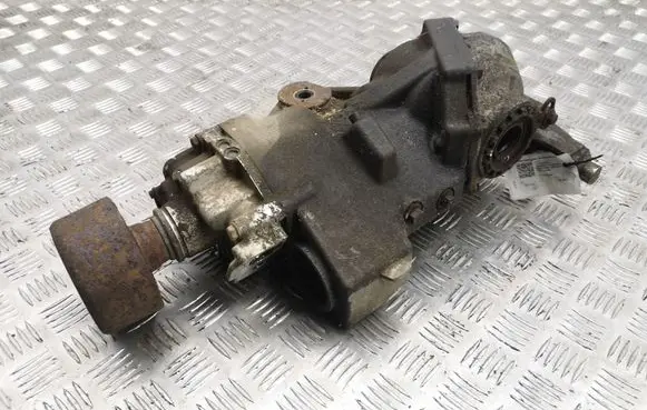 Volvo XC90 Rear differential 30686160