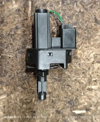 Ford Mondeo MK IV Brake pedal sensor switch 4M5T7C534AA U3NFA