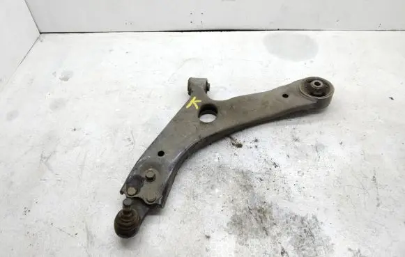 KIA Sportage Front lower control arm/wishbone