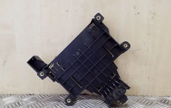 Volvo S80 Other engine bay part 6G9N17108A 30729835