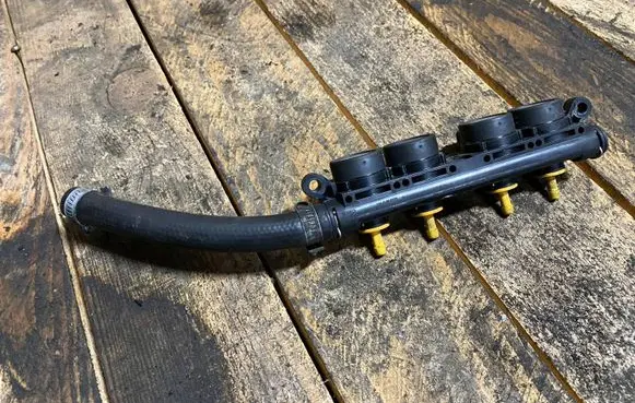 Mercedes-Benz CL C215 LP gas injector 110R000123