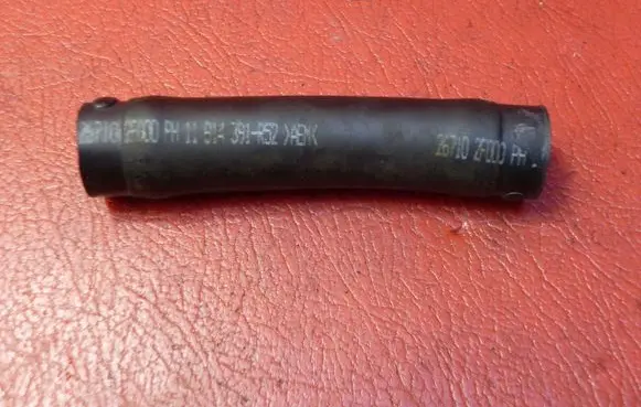KIA Carnival Breather/breather pipe/hose 267102F000