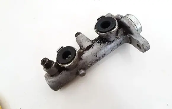 Nissan Primera Master brake cylinder 800lf