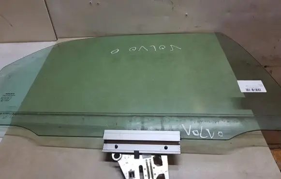 Volvo S80 Rear door window glass