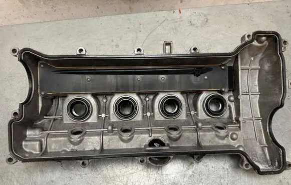 Toyota Avensis T250 Rocker cam cover 112010R011 06211257 0250750