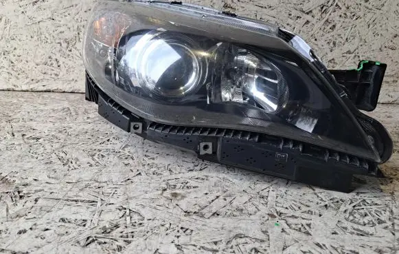 Subaru Impreza IV Headlight/headlamp