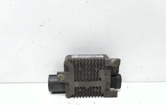 Volvo V60 Coolant fan relay 940009301 560001110911