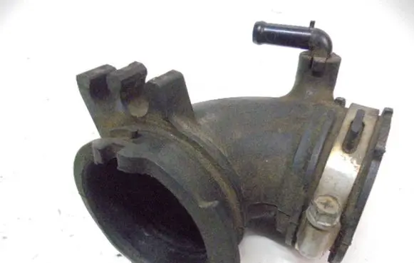 Mazda 3 I Air intake hose/pipe 014081-1611