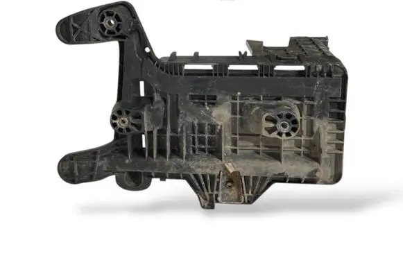 Skoda Octavia Mk2 (1Z) Battery tray 1K0915333C