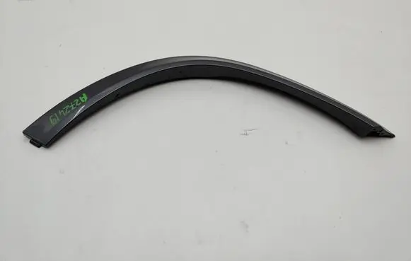 Mercedes-Benz GLE W167 Rear arch trim A1678840700