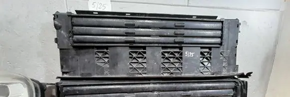 Peugeot 5008 II Intercooler air channel guide 9817002980 2022026416