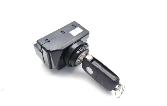 Volkswagen Touareg I Ignition lock 3D0905865E 3330.0101