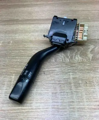 Mazda Premacy Indicator stalk 17A089