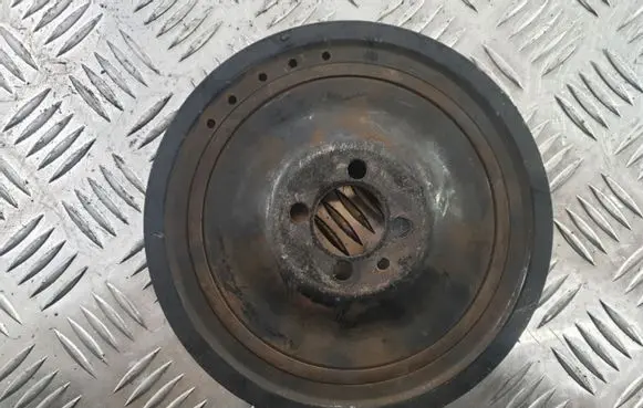 Opel Insignia A Crankshaft pulley 55563401