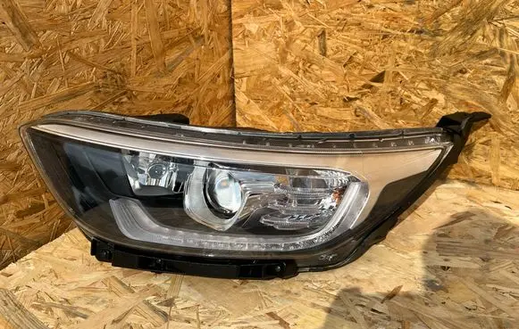 KIA Stonic Headlight/headlamp 