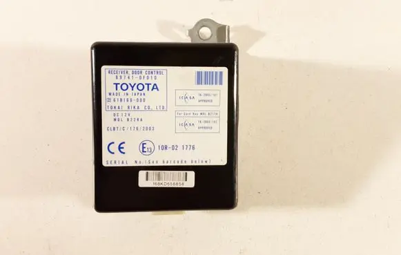 Toyota Corolla Verso AR10 Door control unit/module 897410F010 61B168000