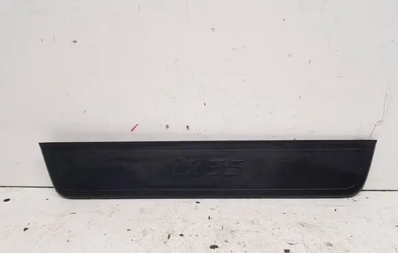 Hyundai ix35 Front sill trim cover 858832Y100