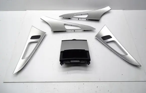 Audi A6 C7 Front door trim bar 4G0867409