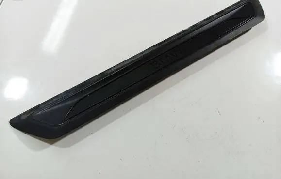 BMW 2 F22 F23 Front sill trim cover 5147726331505 5147-7263315-05