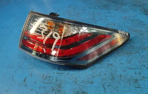 Lexus CT 200H Boot/trunk interior light 8155176010
