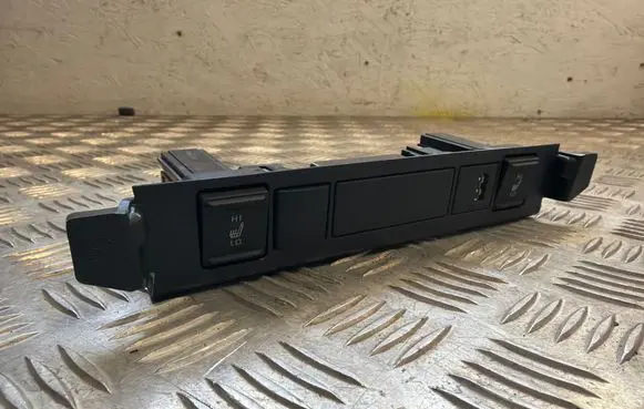 Toyota Yaris Cross Seat heating switch 