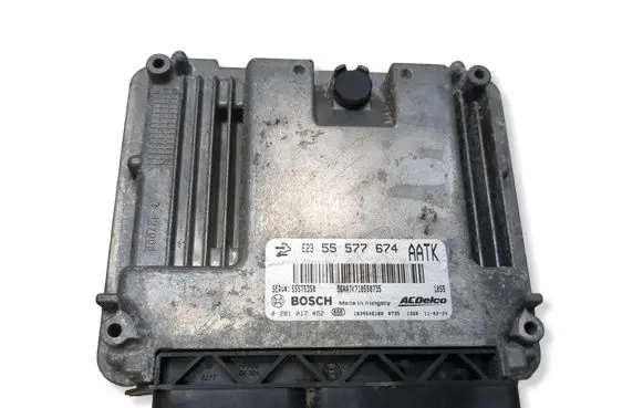 Opel Insignia A Engine control unit/module 55577674 55575350 0281017452