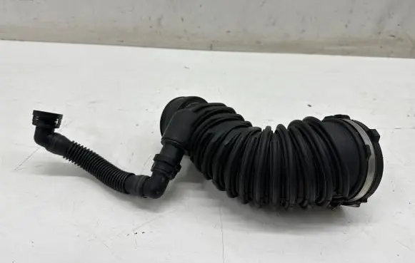 Volkswagen Arteon Shooting Brake Turbo air intake inlet pipe/hose 3Q0129656J