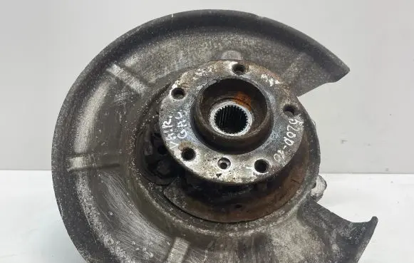 BMW 5 E60 E61 Rear wheel hub