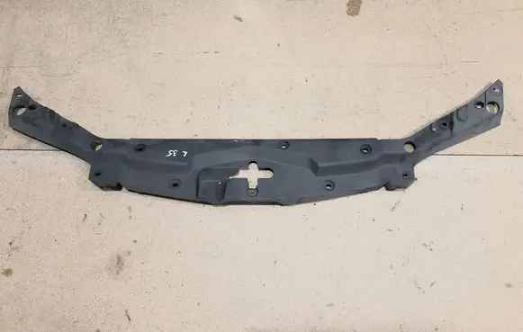 Radiator trim